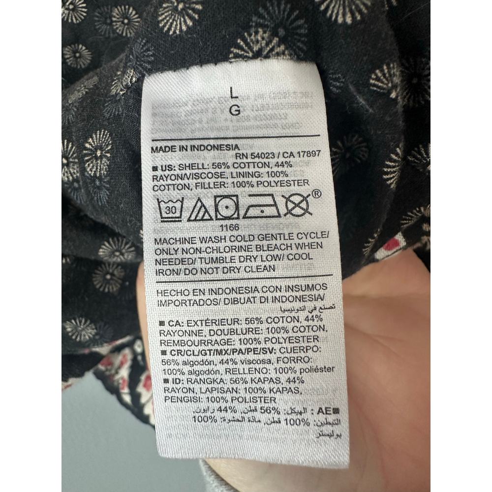 Old Navy Women’s Multi Colored Quilted Vest Size Large - Picture 8 of 10